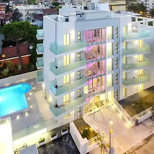 Perla Aparthotel